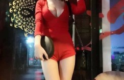 【EV女孩】跪求臉書！「爆乳深V妹」身材有夠飽滿！超兇火辣照引網友瘋傳…