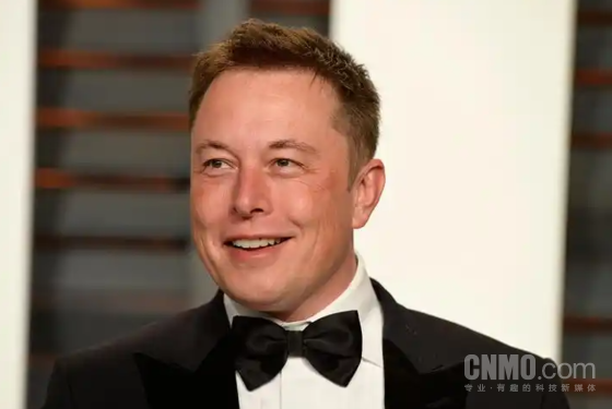 马斯克目前财富达7800亿美元 领先第二近5100亿美元