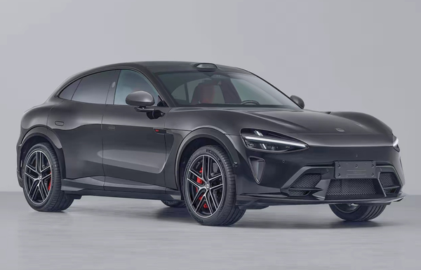 小米YU7 GT亮相工信部 预计售价40万起 剑指高端市场 小米YU7 GT亮相工信部 预计售价40万起 剑指高端市场